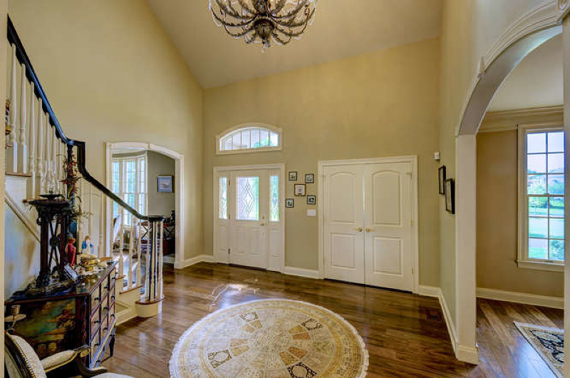 9 TARA WAY, Hopewell Twp., NJ 08534