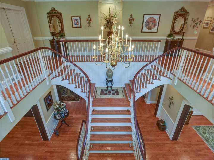 8 PLAYERS LN, Princeton, NJ 08540