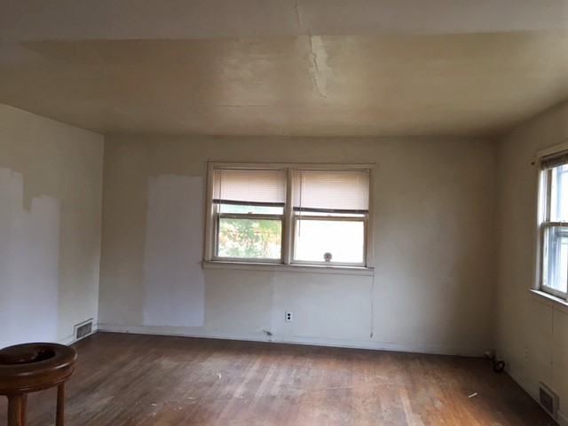 229 Lynwood AveHamilton, NJ, 08609Mercer County