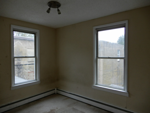 16 Pierce AvenueTrenton, NJ, 08629Mercer County