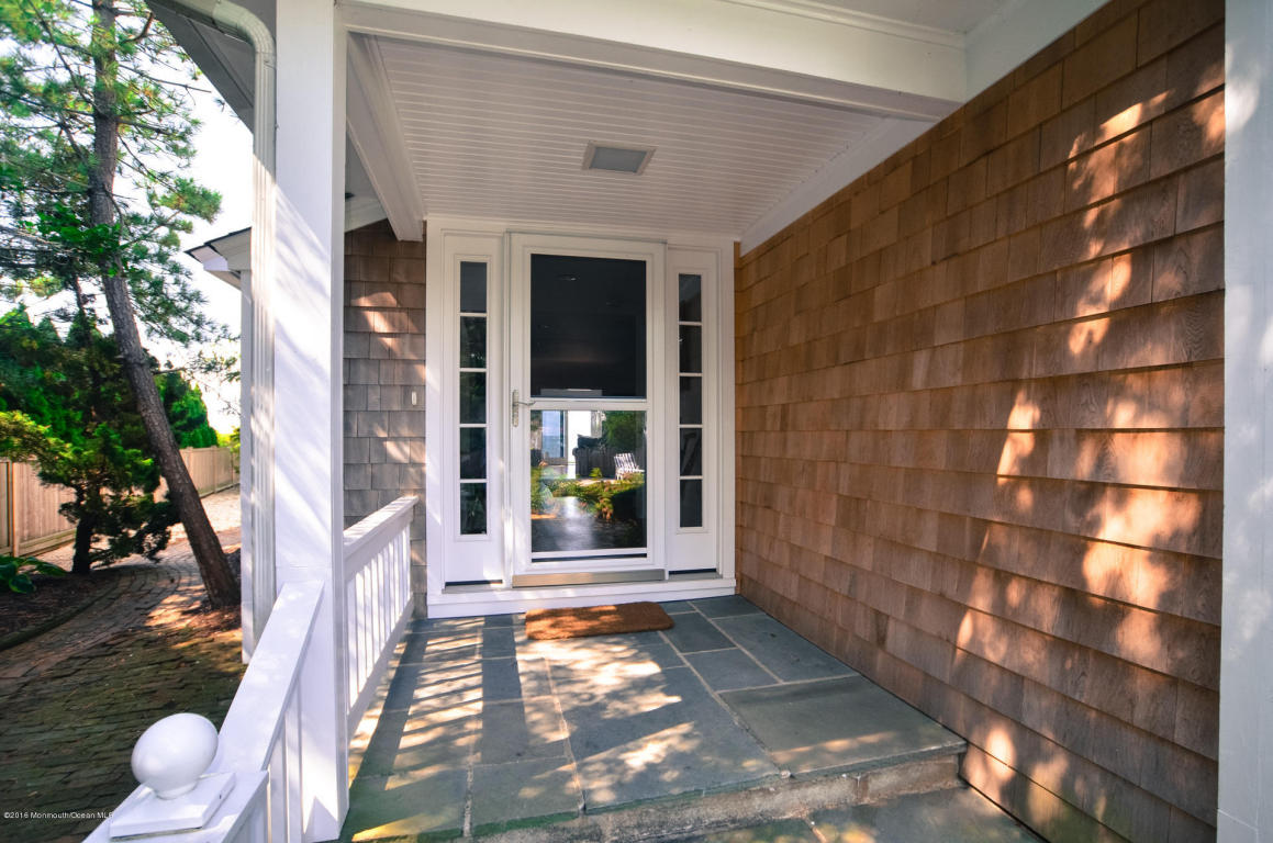 962 Lagoon Lane, Mantoloking, NJ 08738