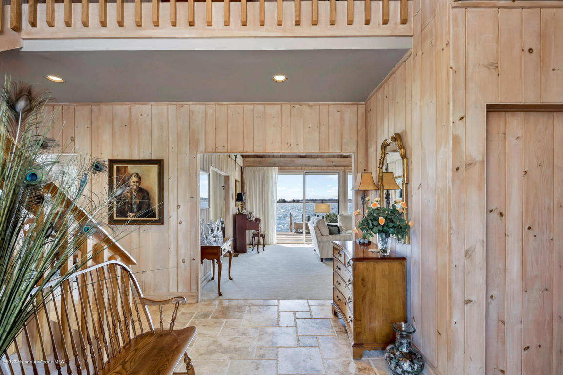 213 Channel Lane, Mantoloking, NJ 08738