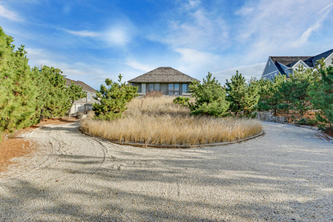 1433 Ocean Avenue, Mantoloking, NJ 08738