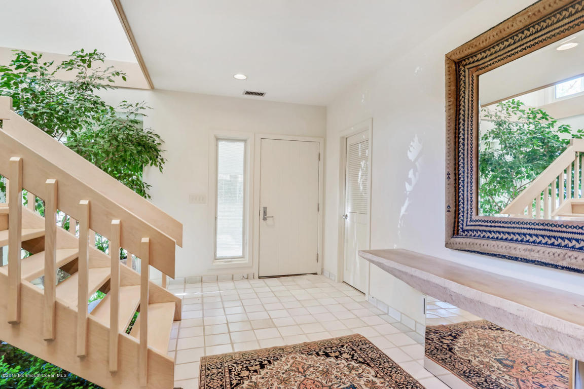 1433 Ocean Avenue, Mantoloking, NJ 08738