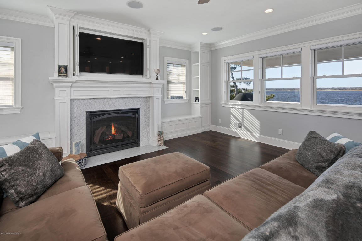 1310 Bay Avenue, Mantoloking, NJ 08738