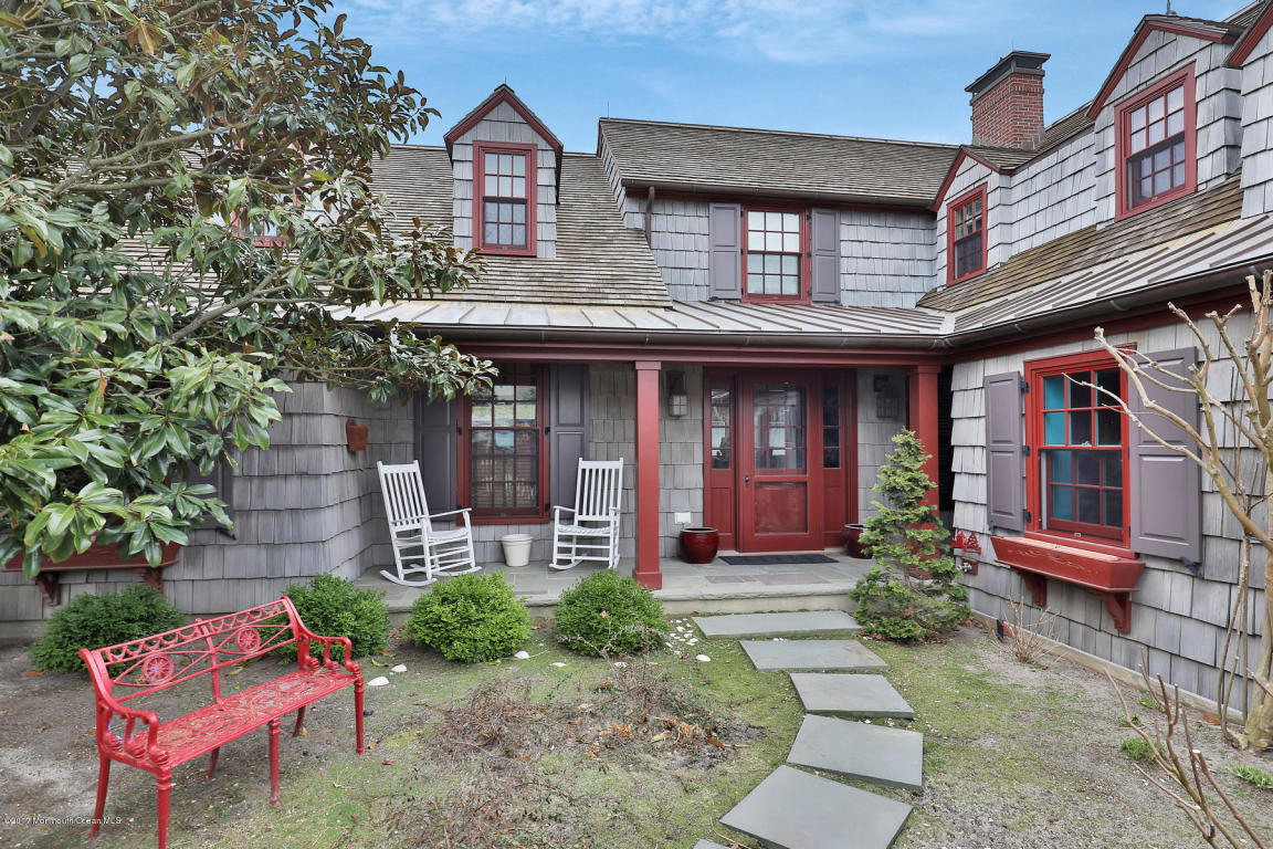 1066 Barnegat Lane, Mantoloking, NJ 08738