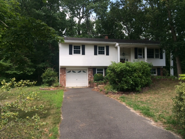 41 Raymond AveToms River, NJ, 08755Ocean County