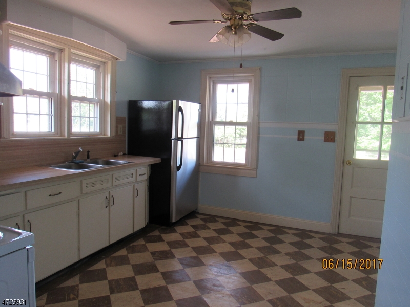 7Firehouse Ln, Kingwood Twp., NJ 08825