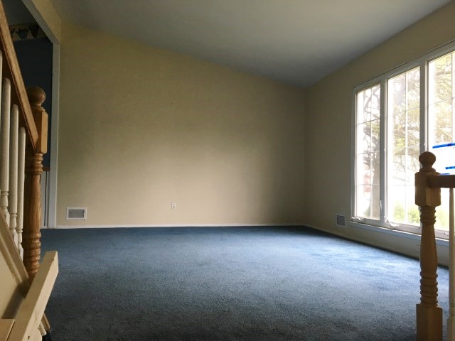52 York StOld Bridge, NJ, 08857Middlesex County