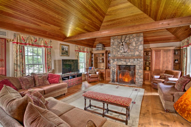 39 Felmley Rd, Tewksbury Twp., NJ 08858