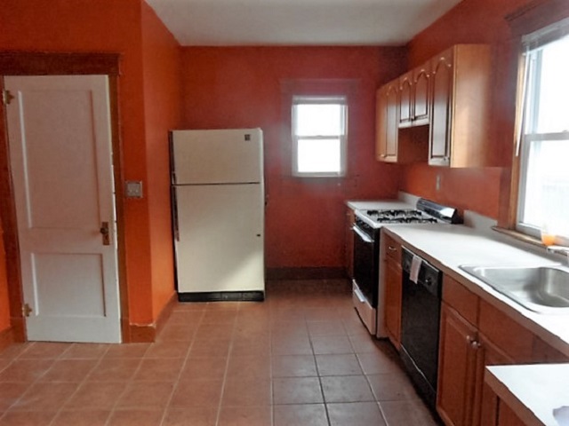 15 Albourne StSouth River, NJ, 08882Middlesex County