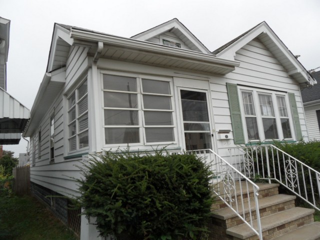 15 Albourne StSouth River, NJ, 08882Middlesex County