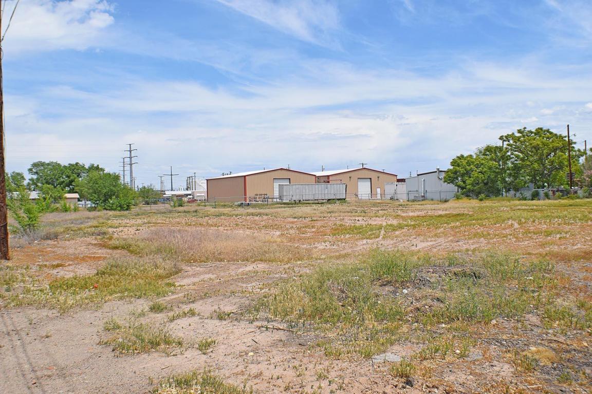 S 2nd Street, Belen, NM 87002