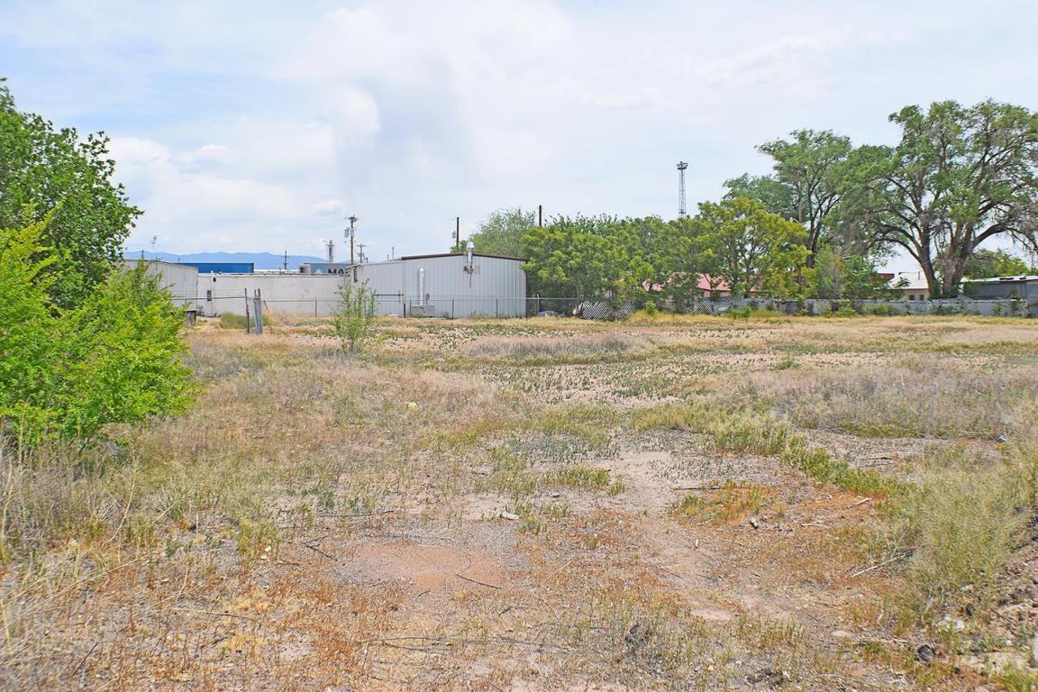 S 2nd Street, Belen, NM 87002