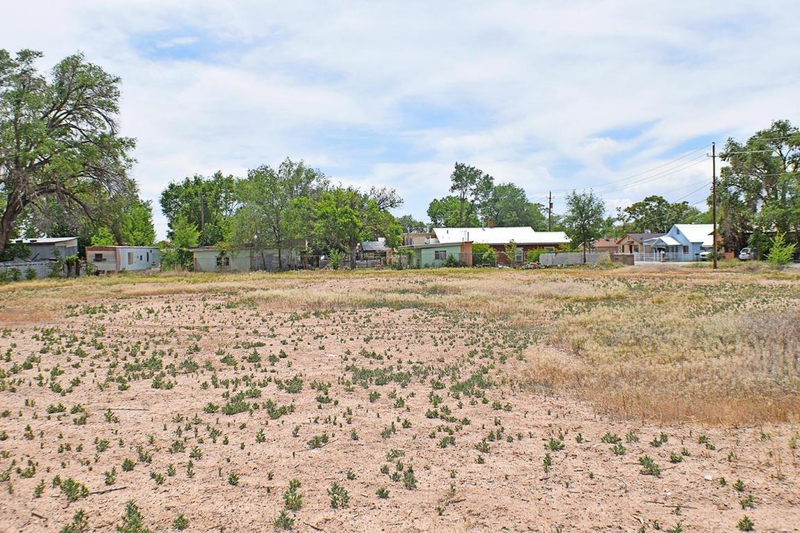 S 2nd Street, Belen, NM 87002