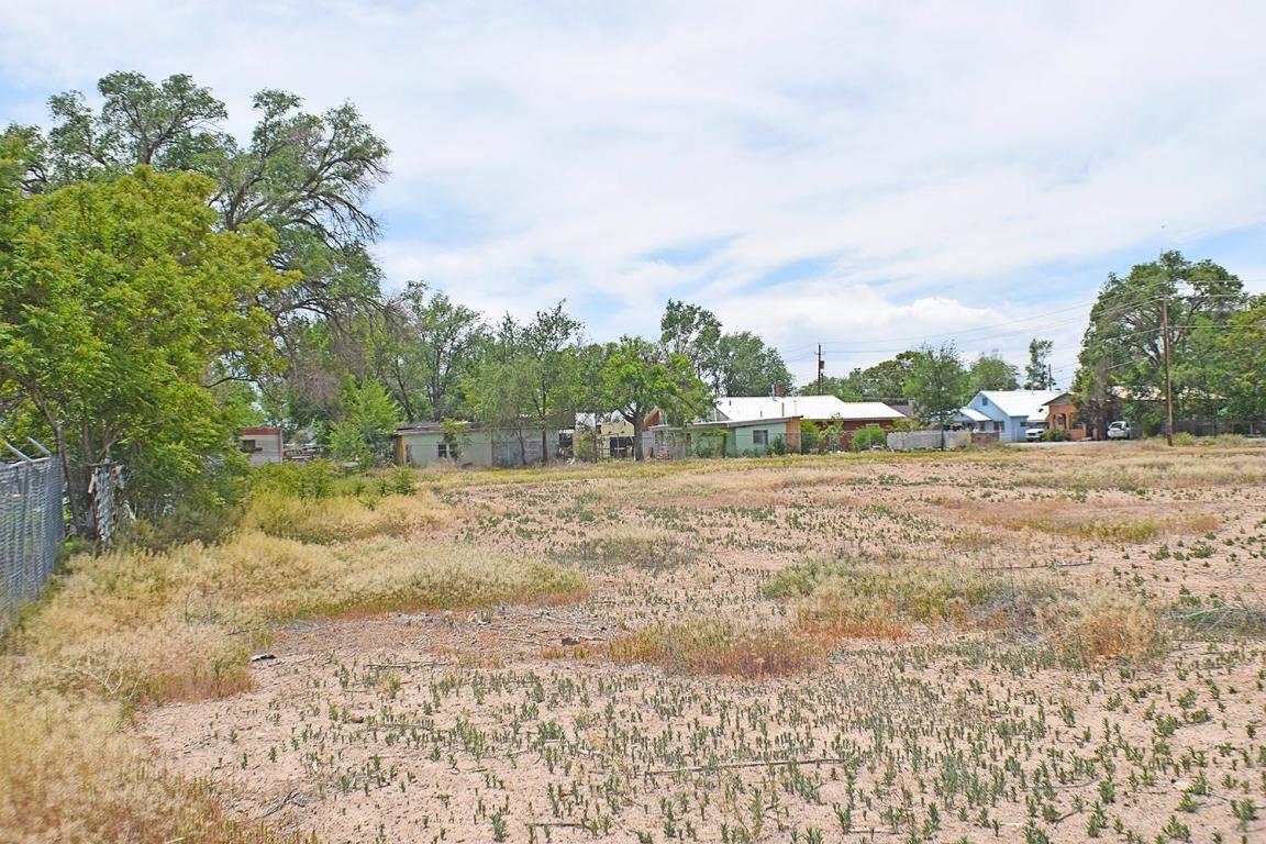 S 2nd Street, Belen, NM 87002