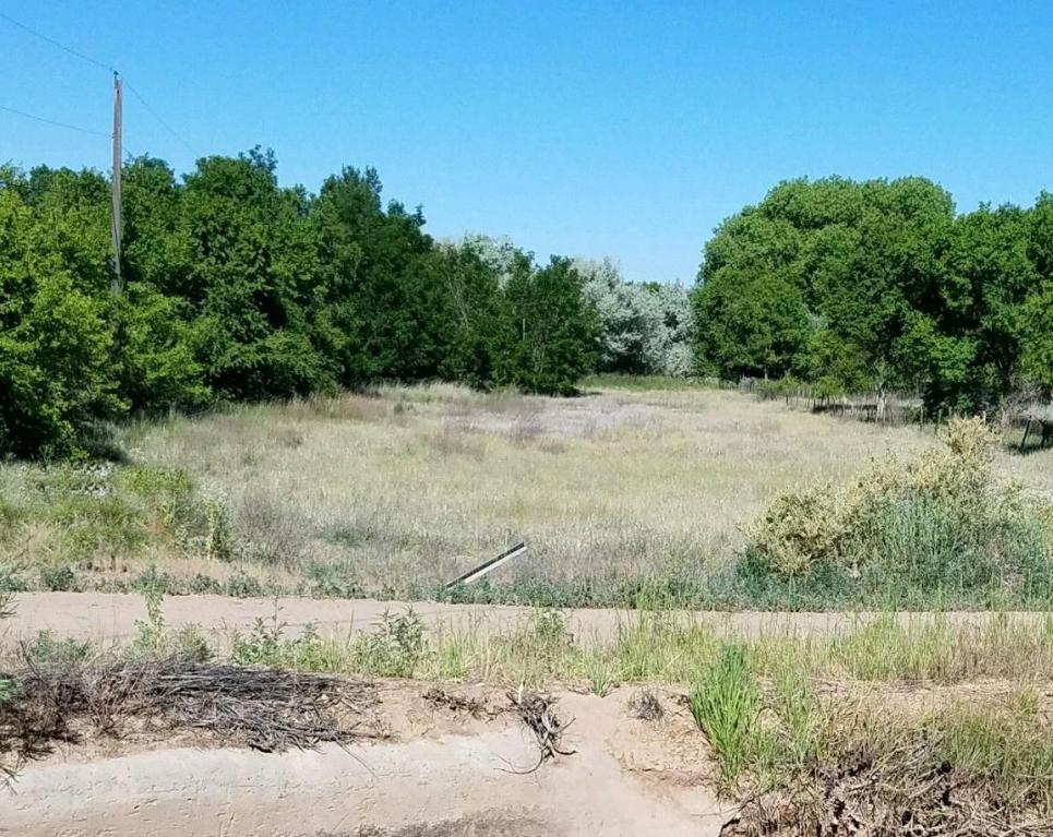 Ciriaco Lane, Belen, NM 87002