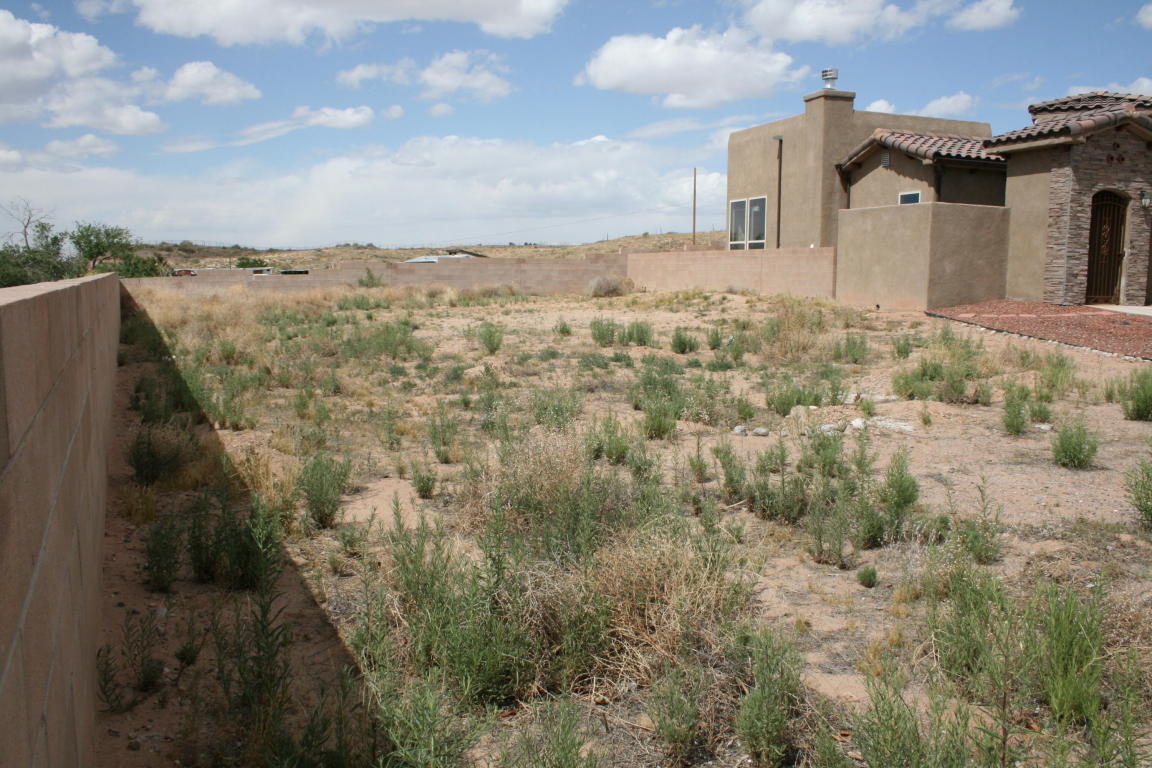 922 Nicholas Court, Bernalillo, NM 87004