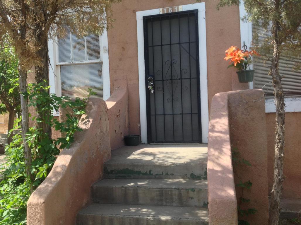 161 Calle Montoya, Bernalillo, NM 87004