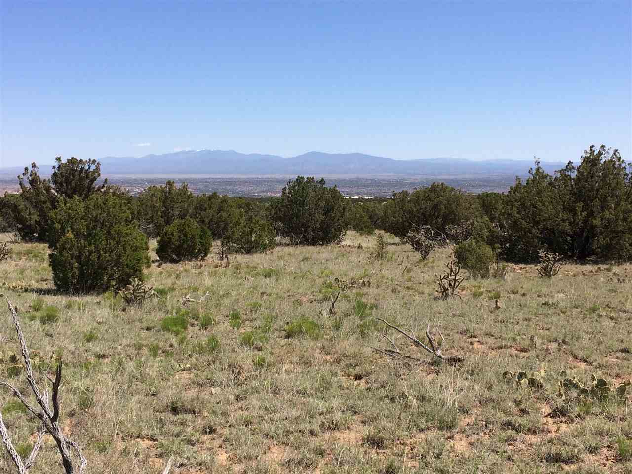 77 Featherbed Ln, Cerrillos, NM 87010