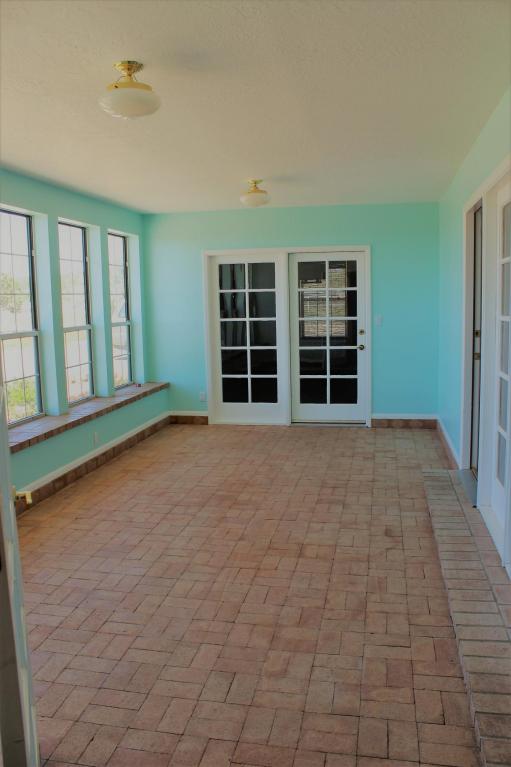 164 Square H Road, Edgewood, NM 87015