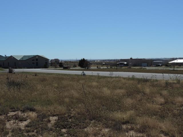 33 Serrania, Edgewood, NM 87015