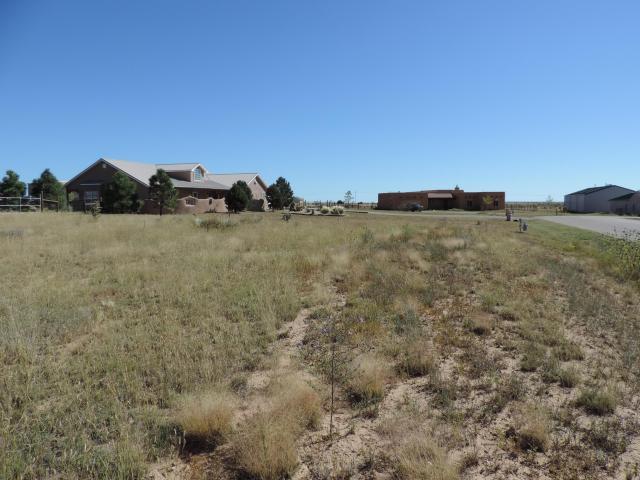 33 Serrania, Edgewood, NM 87015