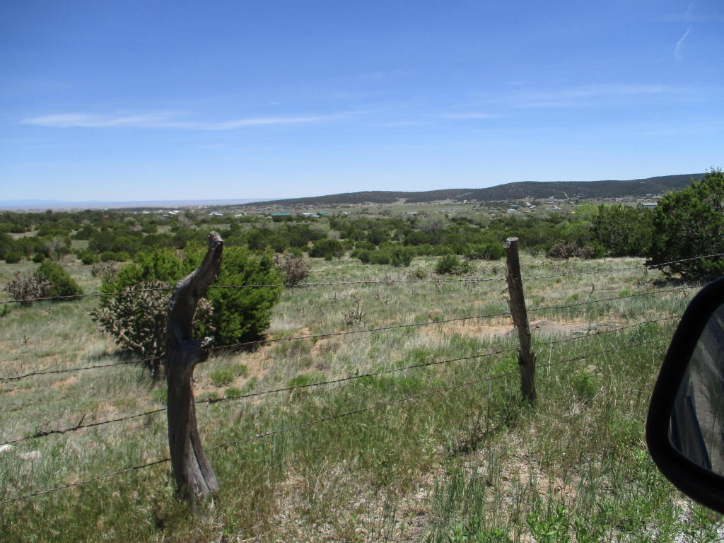 Garcia Loop, Edgewood, NM 87015