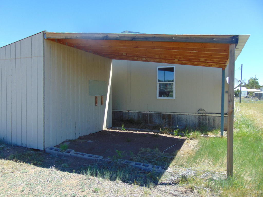 34 Stillwater, Edgewood, NM 87015