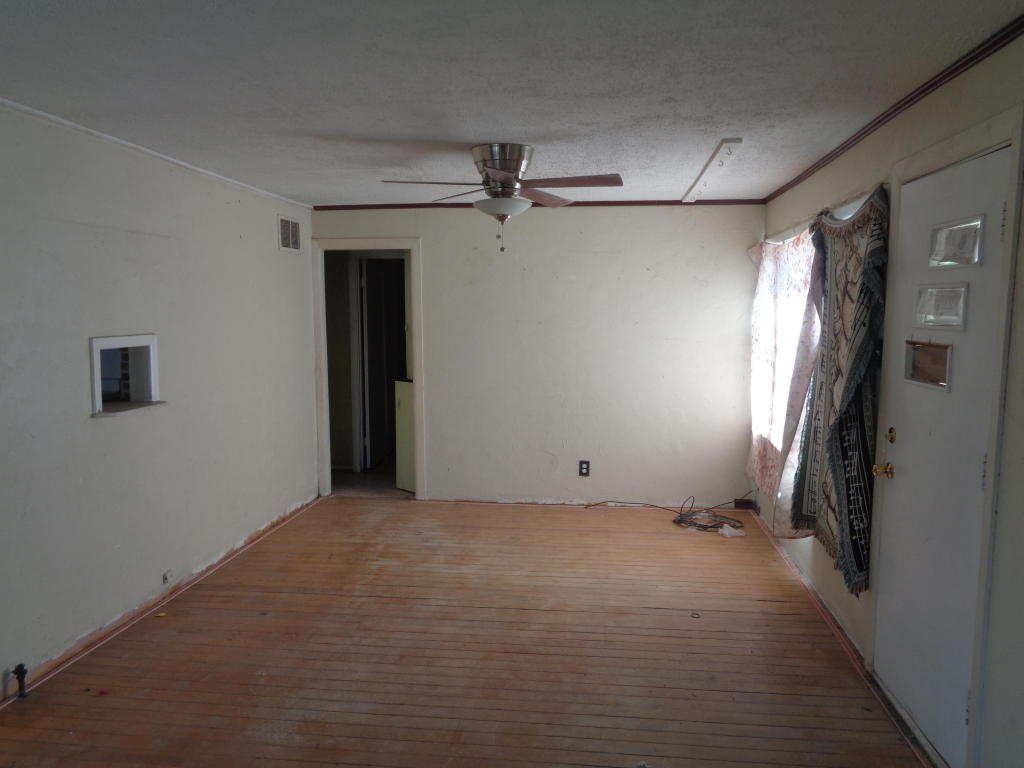 801 Geis, Grants, NM 87020