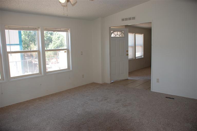 1771 Chamisa Avenue, Los Lunas, NM 87031