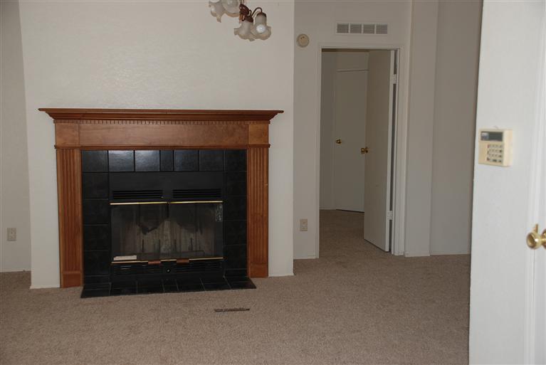 1771 Chamisa Avenue, Los Lunas, NM 87031