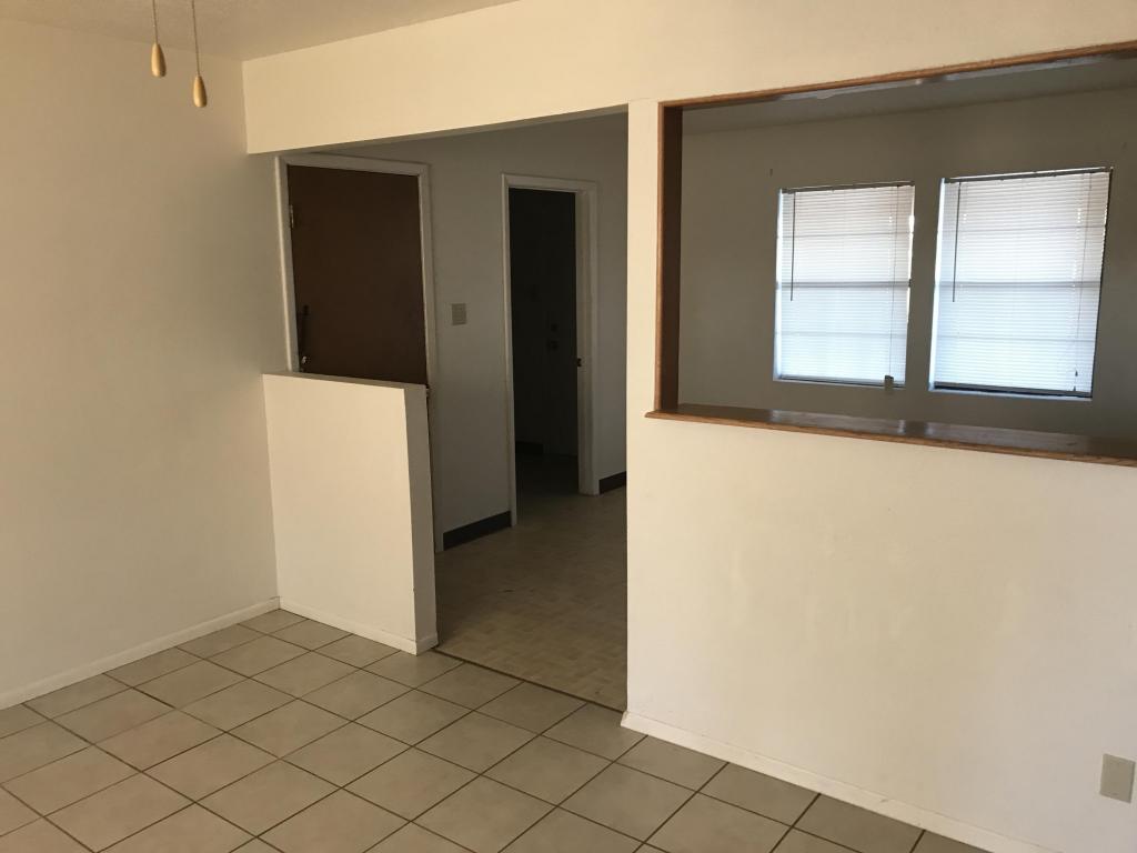 807 Lancelot Street, Los Lunas, NM 87031