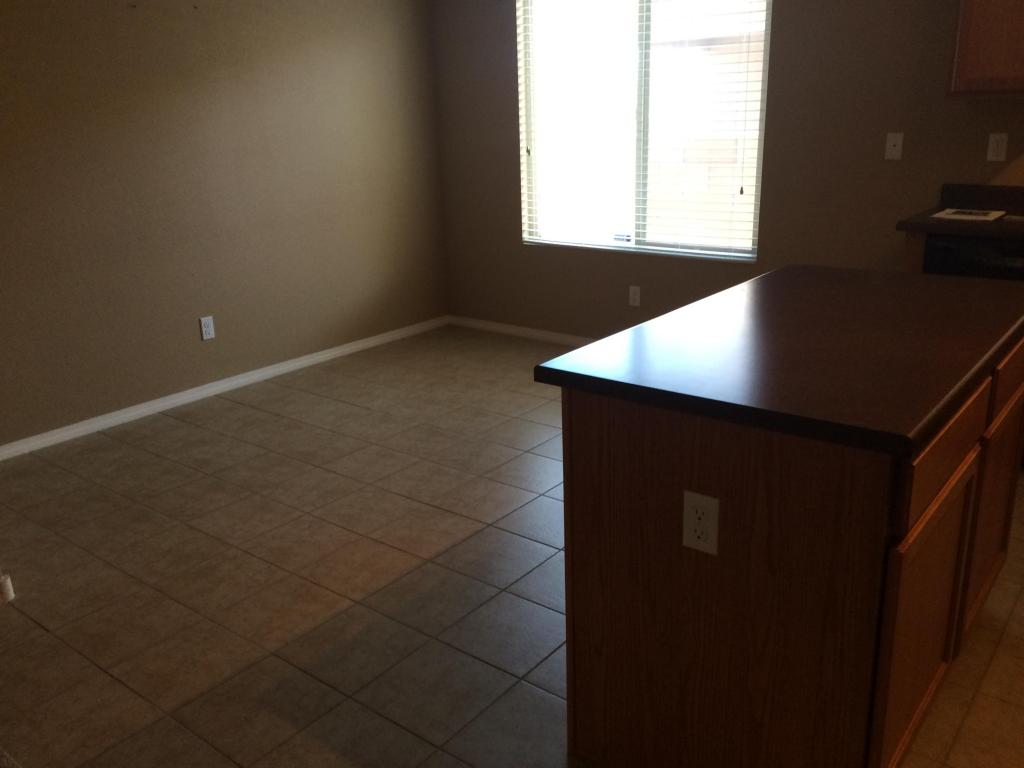 880 Desert Senna Avenue SW, Los Lunas, NM 87031
