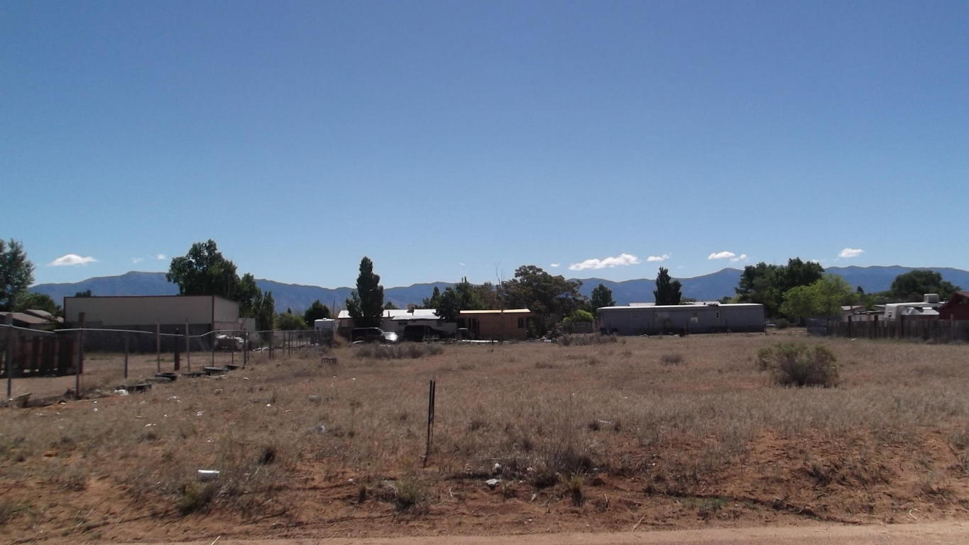 3 SE Bonita Vista Boulevard SE, Los Lunas, NM 87031