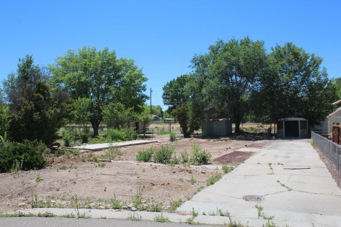 1003 Aragon Court SE, Los Lunas, NM 87031
