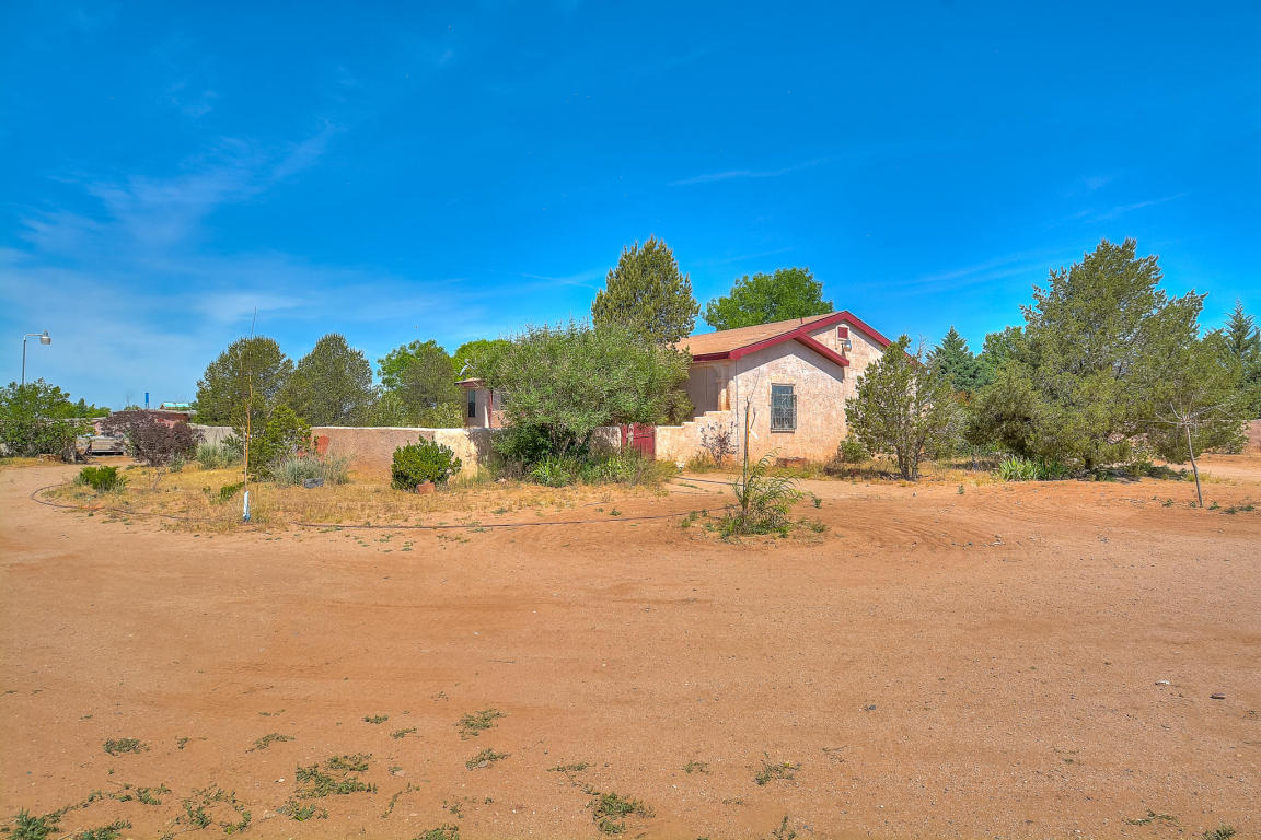 1 San Cristobal Place, Los Lunas, NM 87031