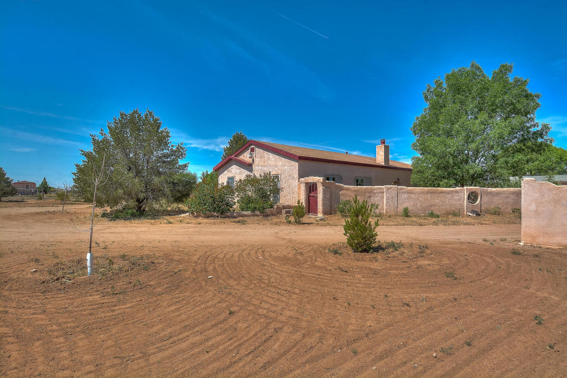 1 San Cristobal Place, Los Lunas, NM 87031