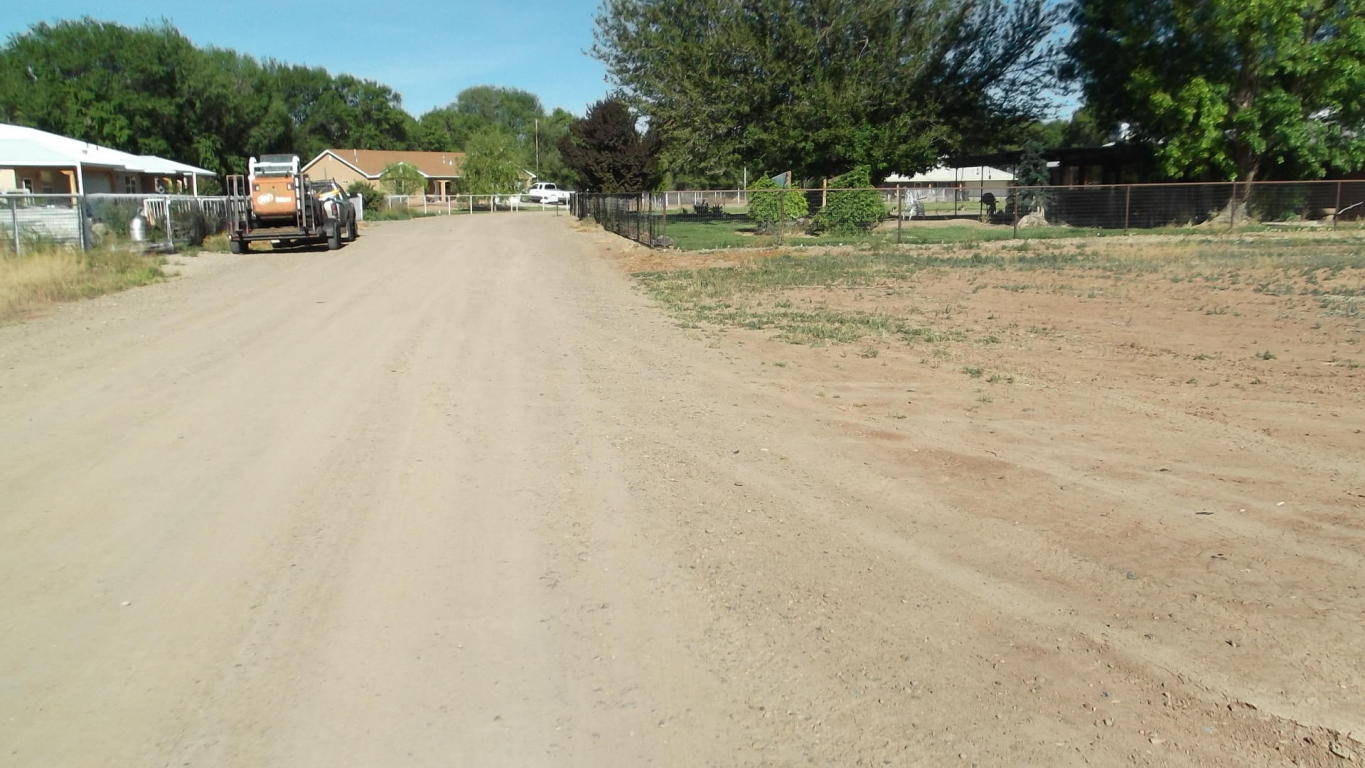 SE Horse Shoe Trail Trail SE, Los Lunas, NM 87031