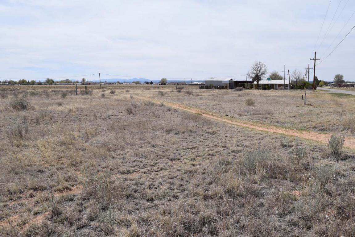 Martinez Road, Moriarty, NM 87035