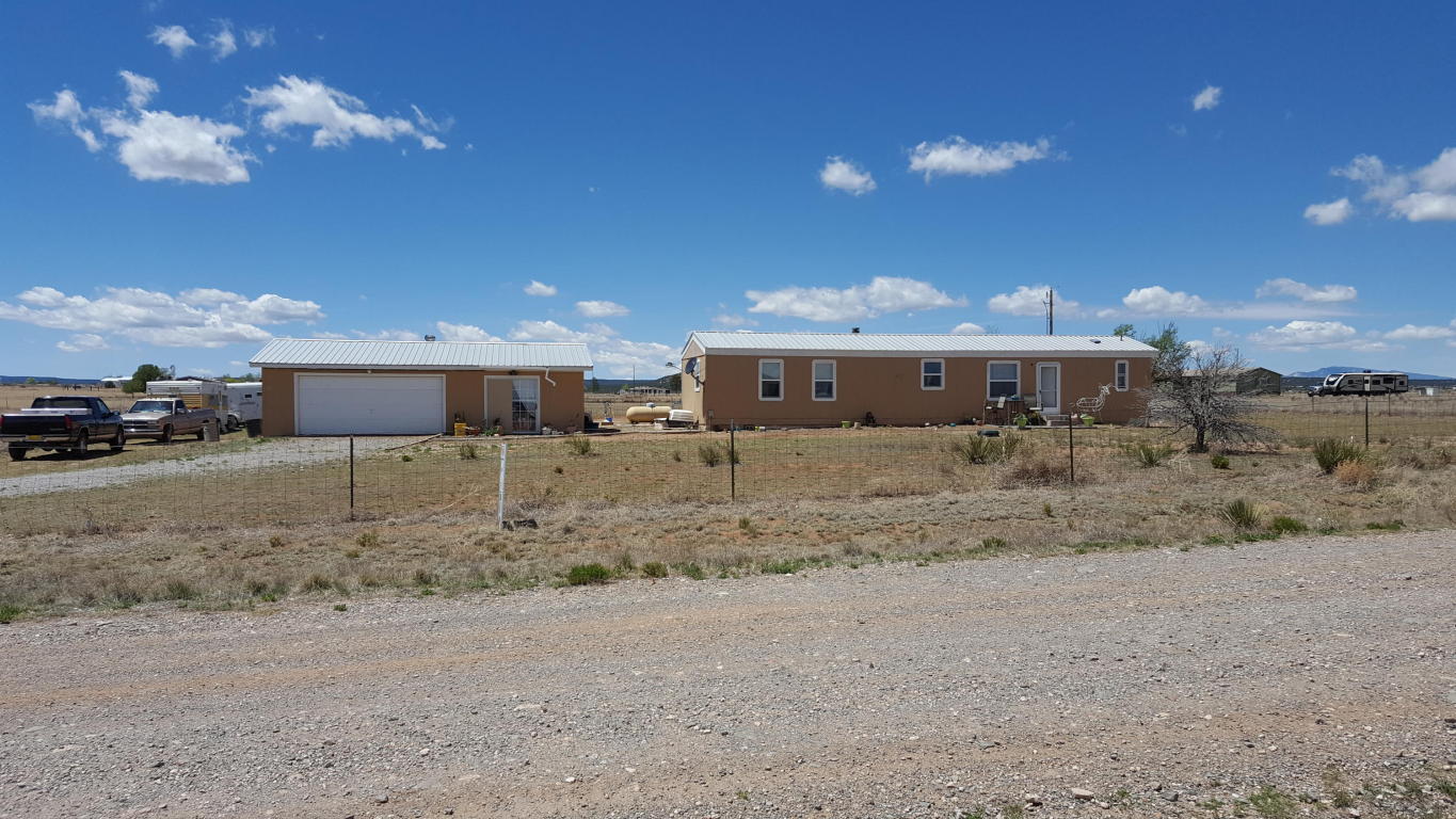 49 Quail Trail, Moriarty, NM 87035