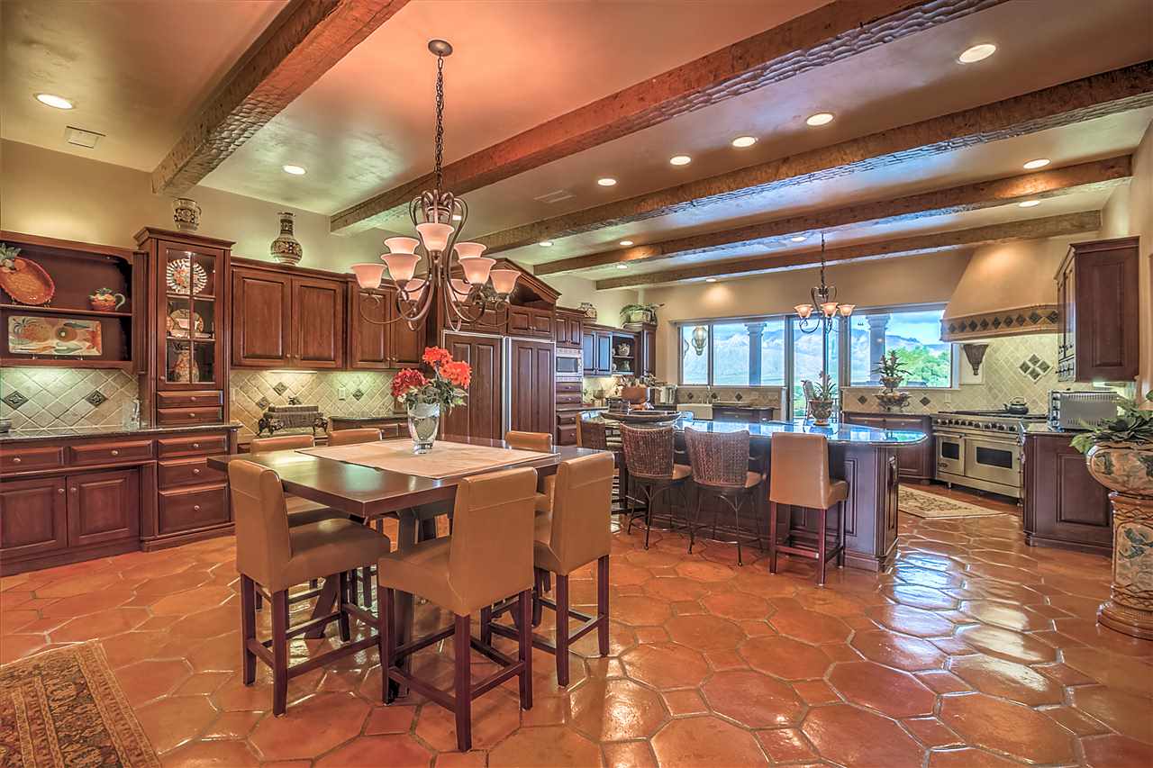 410 Joaquin Ct, Corrales, NM 87048