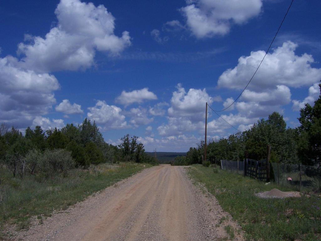 10 Roadrunner Road, Tijeras, NM 87059