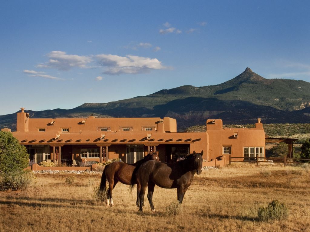 145 CR0211 Rancho Querencia, Youngsville, NM 87064