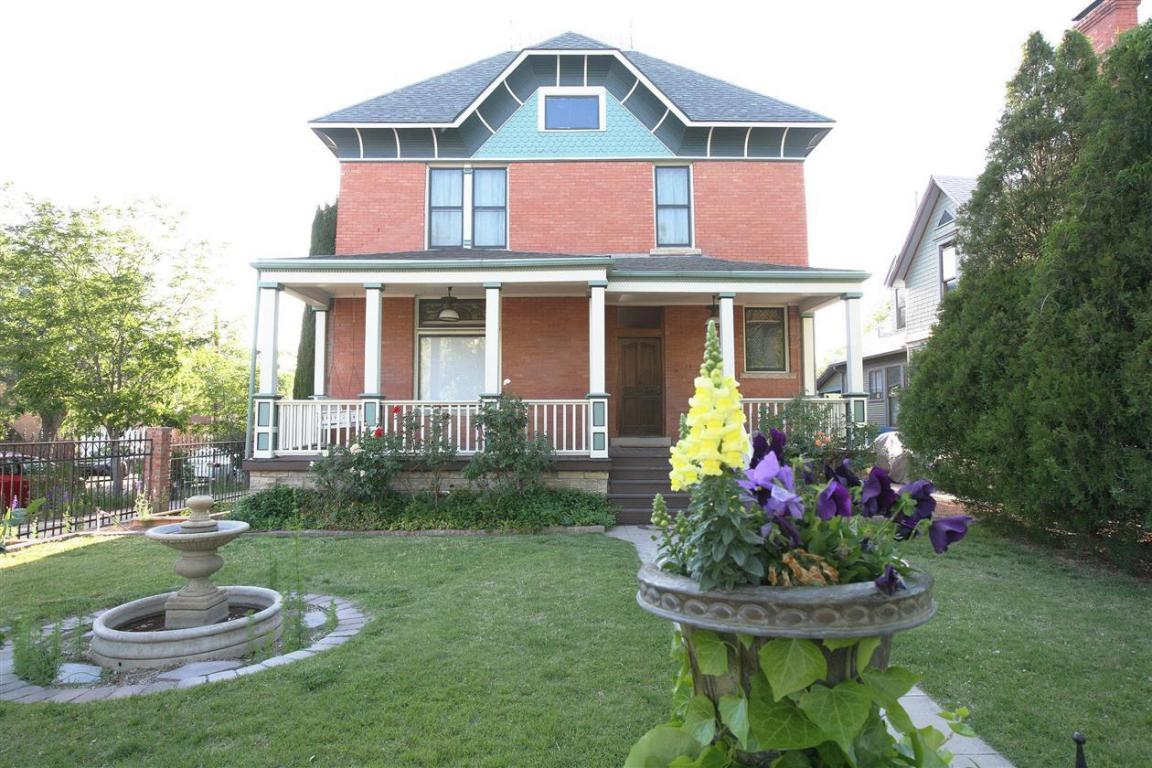 123 Walter Street SE, Albuquerque, NM 87102