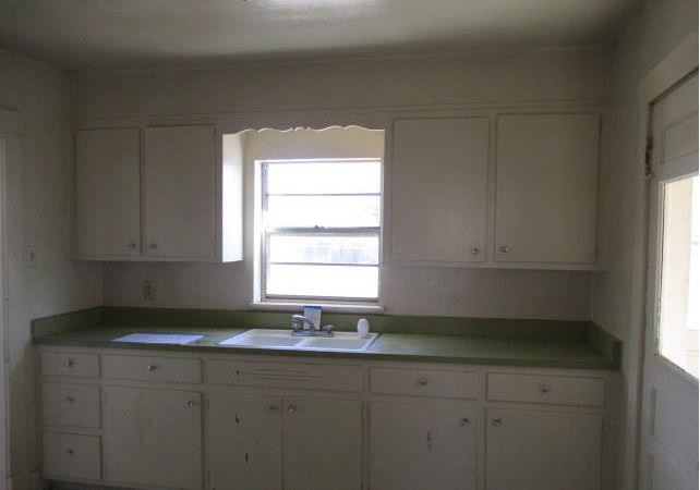 1947 Edith Blvd SEAlbuquerque, NM, 87102Bernalillo County