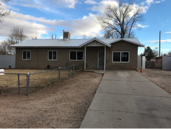 4032 Calle Del Prad SWAlbuquerque, NM, 87105Bernalillo County