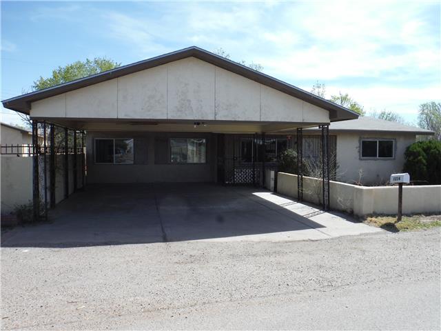 1214 Presidio Pl SWAlbuquerque, NM, 87105Bernalillo County