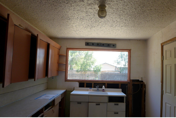 1616 Shadyside Dr SWAlbuquerque, NM, 87105Bernalillo County