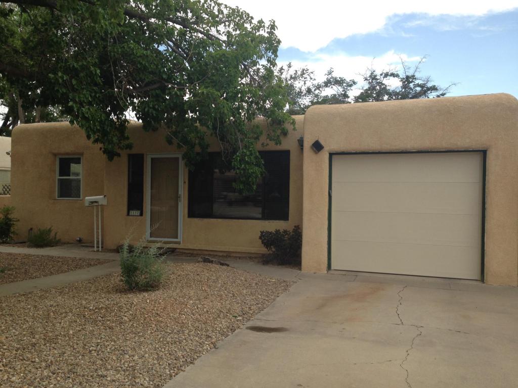 1137 Princeton Drive NE, Albuquerque, NM 87106